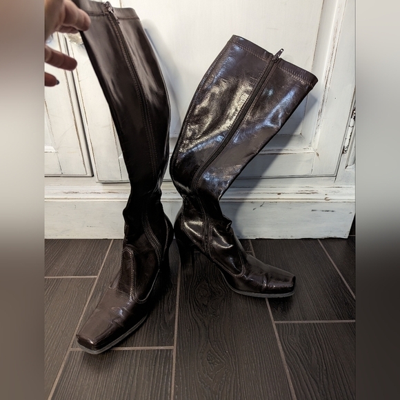 Franco Sarto Cosette Brown Knee High Heeled Boots Size 5.5 Y2K Chic - Picture 7 of 11